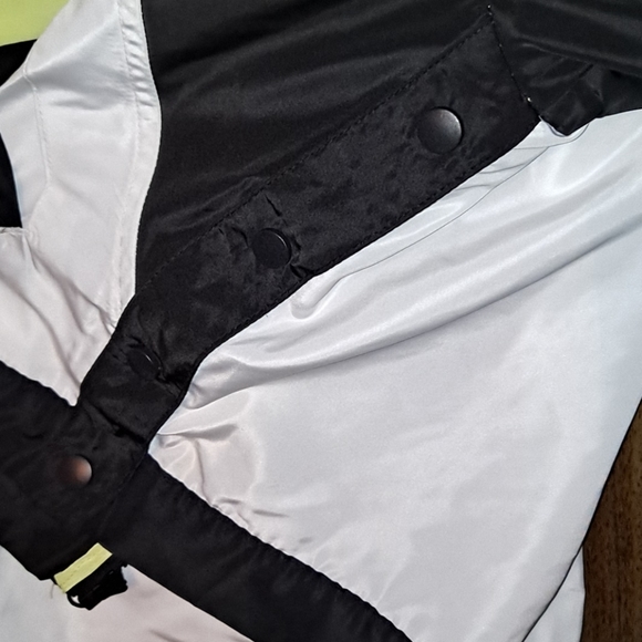 Rain Jacket - Picture 4 of 5